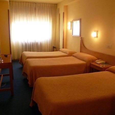 Hotel Pradas ハカ エクステリア 写真