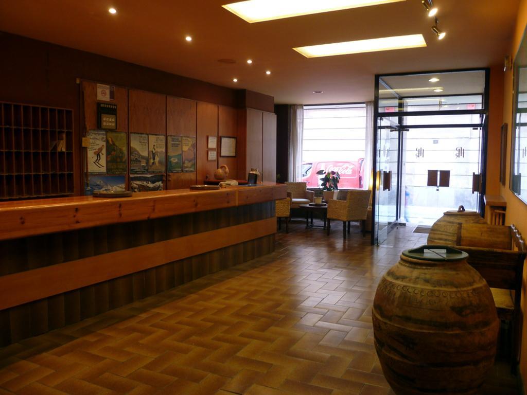 Hotel Pradas ハカ エクステリア 写真