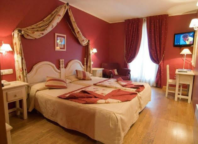Hotel Pradas ハカ エクステリア 写真
